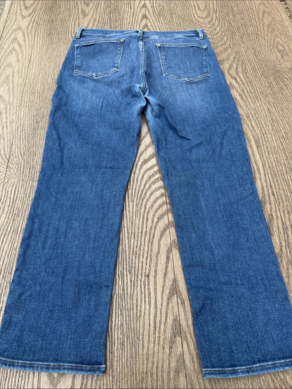Frame Denim Straight Leg Jeans in Mid Blue - Picture 5 of 5